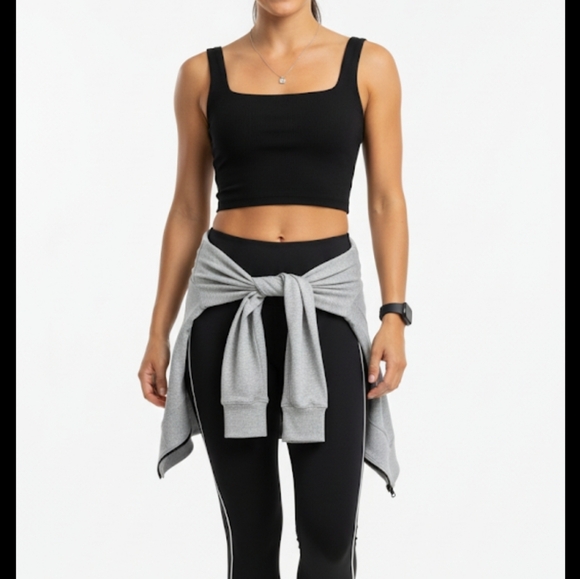 ALO Yoga Tops - ALO Yoga Classic Black Square Neck Tank Sz M